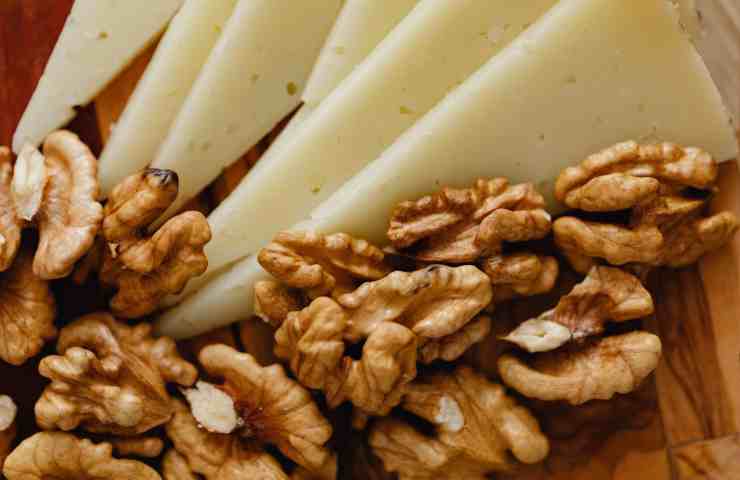 noci e formaggio