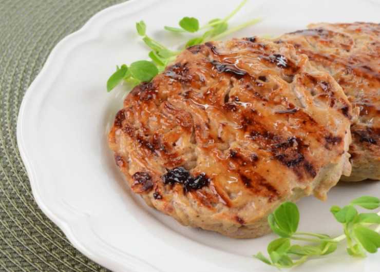 Burger nel piatto