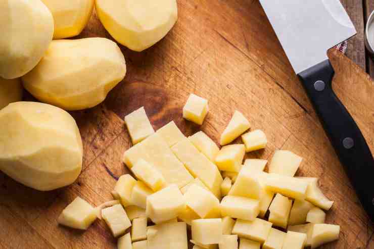 pasta con crema di patate allo zafferano e pancetta