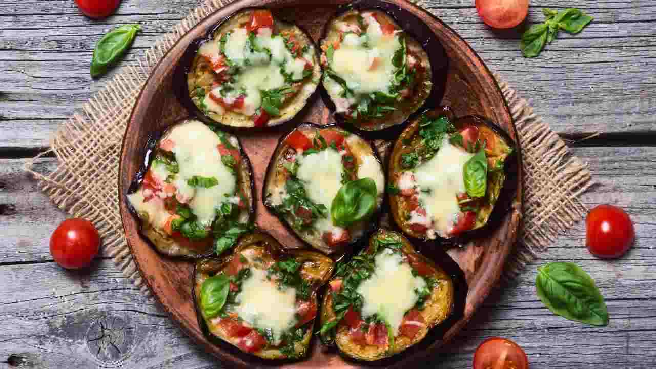 Pizzette di melanzane