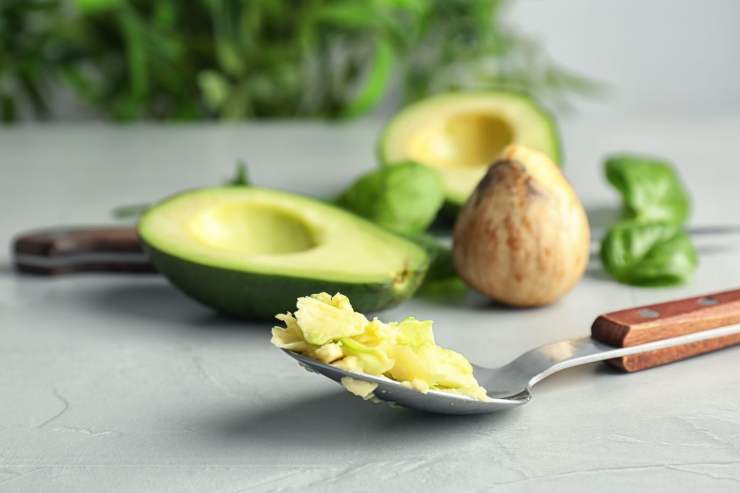 Avocado toast con le uova