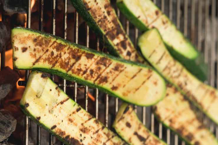 involtini di zucchine con tonno e avocado