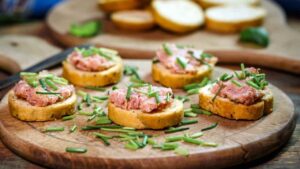 bruschette con salsiccia e stracchino