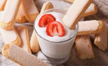 coppette mascarpone e fragole