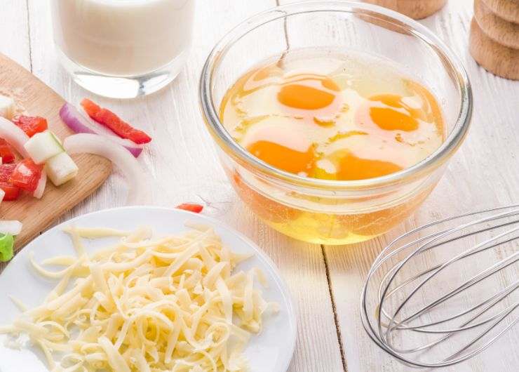 ingredienti per preparare una frittata