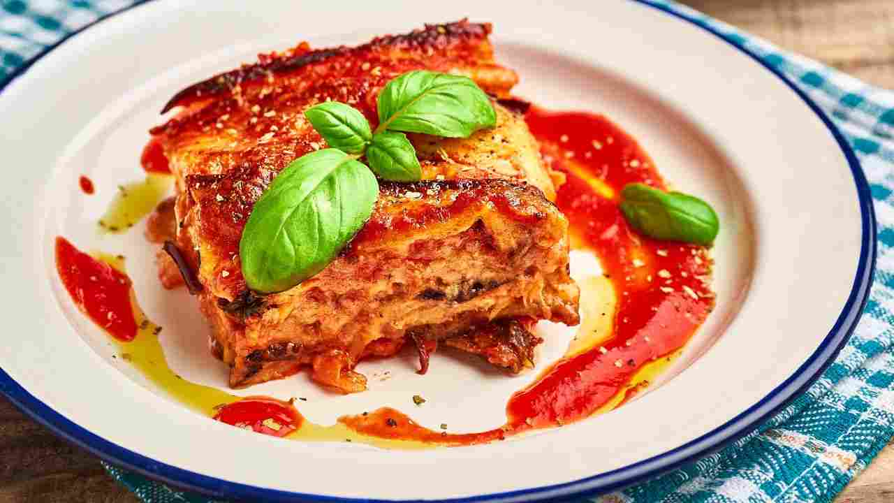 fetta di parmigiana di melanzane