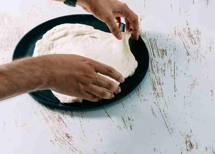pizza margherita fatta in casa