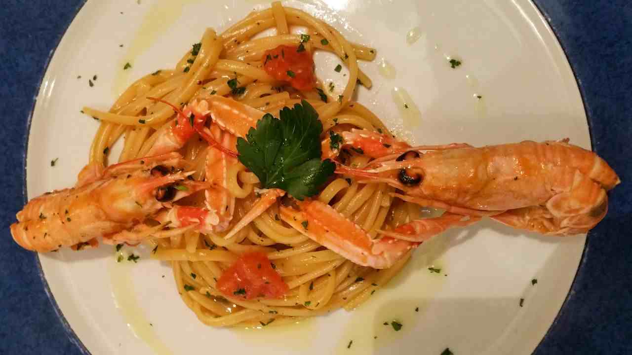 spaghetti agli scampi e gamberi