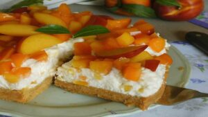 torta fredda alle pesche