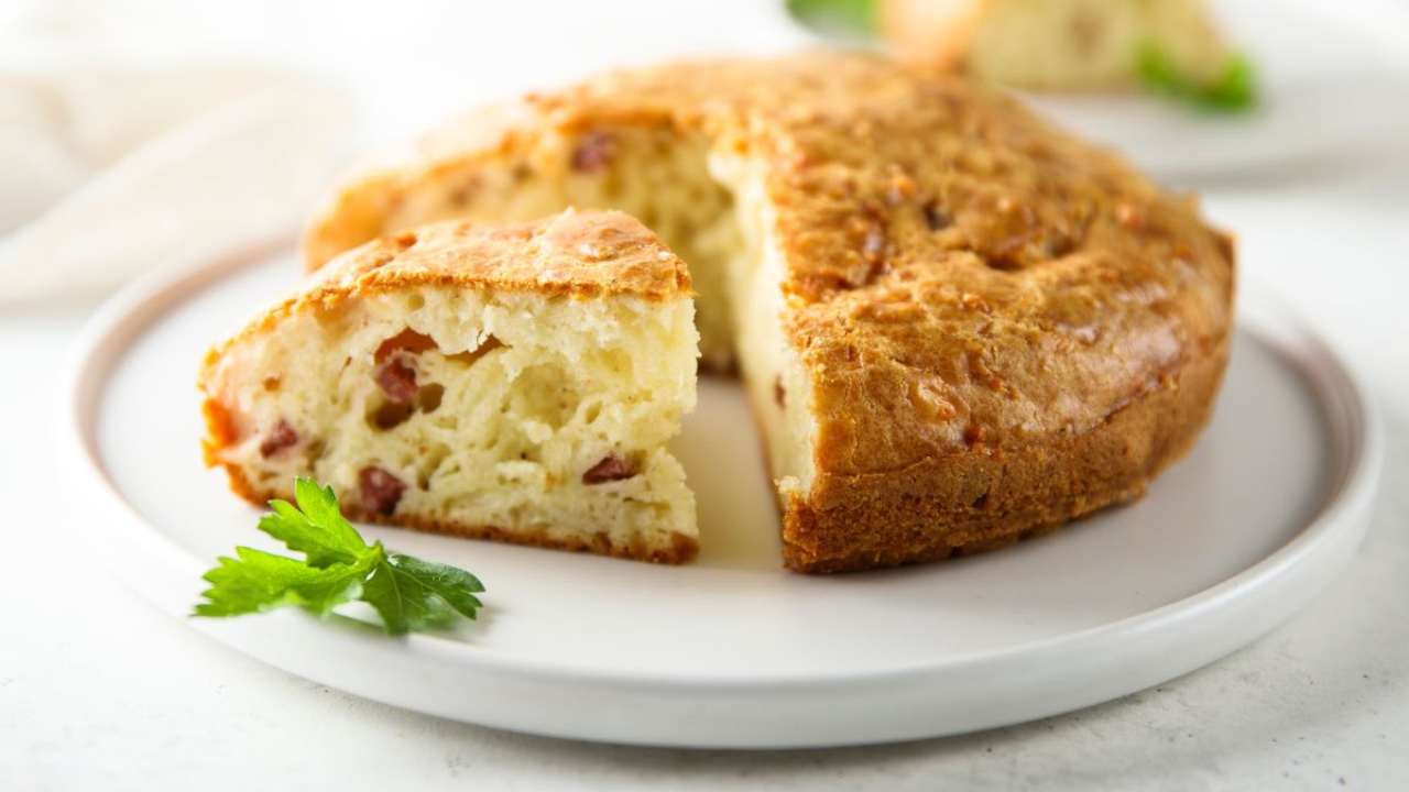 torta rustica con ricotta e pesto