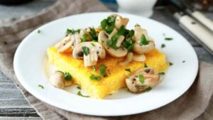 Crostini polenta funghi