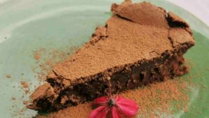 Torta all'acqua al cioccolato