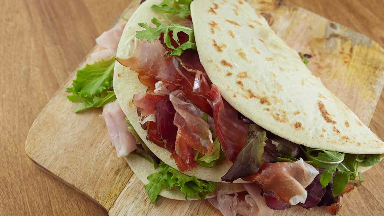 crescia sfogliata delle Marche