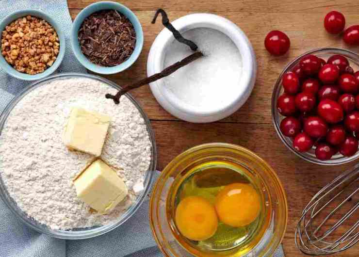 ingredienti per preparare dolce alle ciliegie
